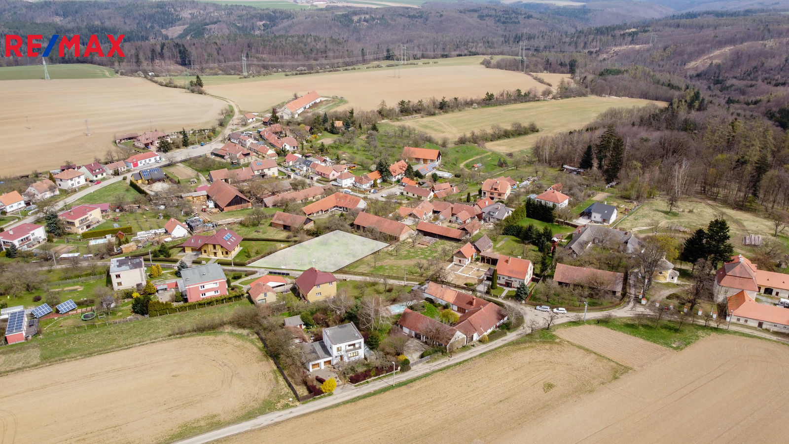 Prodej pozemku pro bydlení, 1589 m2, Lesní Hluboké