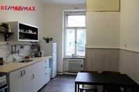 REMAX Delux