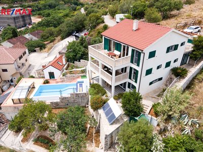 Prodej vily, 246 m2, Vis