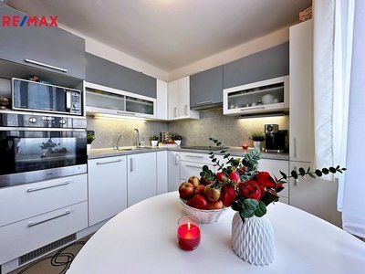 Prodej bytu 3+1, 61,5 m2, Chelčice