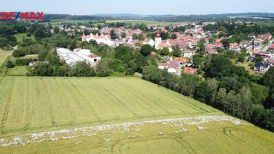 Prodej pozemku pro komerční výstavbu, 2000 m2, Červená Řečice