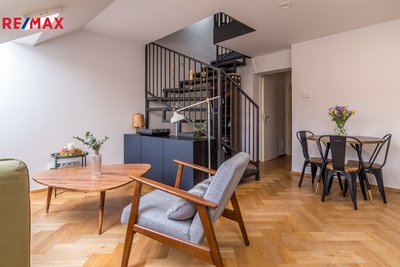 Prodej bytu 2+kk, 56.95 m2, Praha