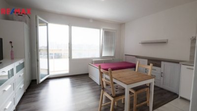 Pronájem bytu 1+kk, 28 m2, Brno