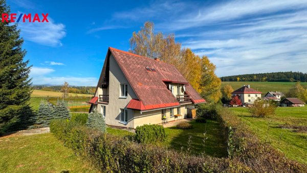 Prodej rodinného domu, 203 m2, Mříčná