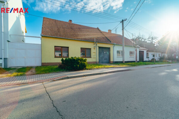 Prodej rodinného domu, 80 m2, Vranovice